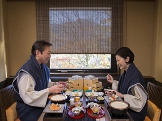 食事処『雲心庵』の食事風景