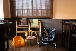 【サービス】食事処「遊山」お子様用の椅子（数に限り有）／child chair in the restaurant