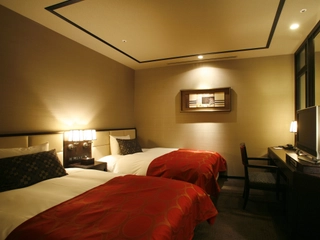 【特別室-芙蓉-/42㎡】ベッドサイズ:2,050mm×1,200mm 2台/最大定員2名様