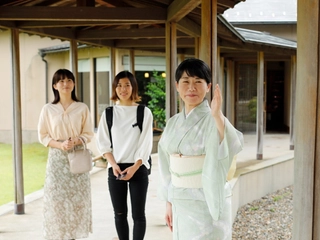 【到着・部屋案内】