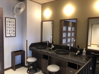 【眺望浴場/脱衣所】脱衣所のイメージ