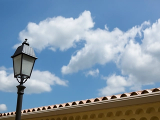 【外観】南仏プロヴァンスの薫り漂う癒しの宿は細部までこだわりぬいた造りです。