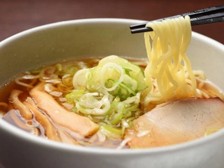 【サービス】名物の夜鳴きそば(イメージ)