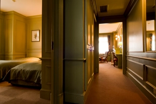 【ヨーロピアン館】カルテットルーム(49平米)