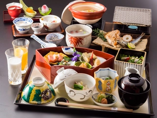 【朝食】一汁七菜御膳