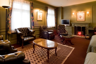 【ヨーロピアン館】カルテットルーム(49平米)