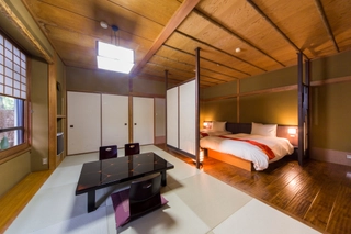 本館「ぼたん」