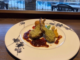 【肉料理 】仔羊のハーブ風味