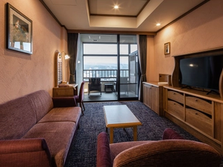 【客室/赤ずきん】寝室と分かれてのリビングルーム