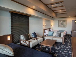 【客室/白雪姫】当ホテル1室限定。温泉露天風呂付フォースC。デイベッドもご用意しております。