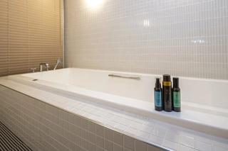 【エステルーム/BARAKA】