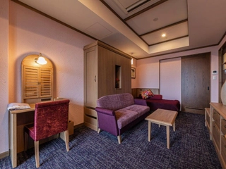 【客室/赤ずきん】温泉露天風呂付きデラックスツインⅡ