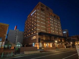 【外観/夜】ラビスタ函館ベイに