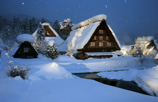 【景観】冬の合掌造り明善寺