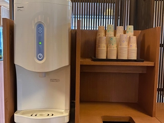 【脱衣所】給水機(water dispenser)