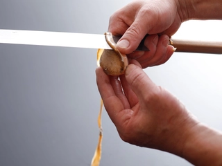 【季節の一品 あわび】※4/1~7月中旬、9月初旬