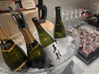 【朝食/ドリンク】スパークリングワインと地酒で朝から贅沢に。