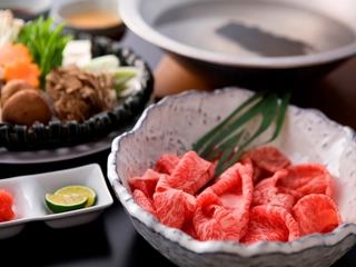 【飛騨牛しゃぶしゃぶ会席】柔らかい飛騨牛は、サッと湯に通してあっさりポン酢で頂くのがオススメ。味ください。