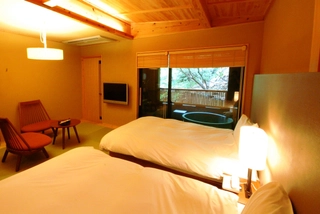 別邸「静海・柔風(うみ・かぜ)」