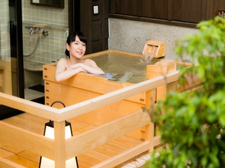 【客室露天風呂】(※写真はイメージです)