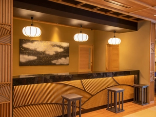 【帳場】チェックインのお手続きはこちらで