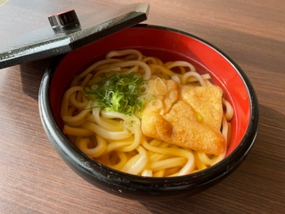 【夜鳴きおうどん】