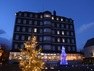 【外観】レストランからは美しいイルミネーションも楽しめます