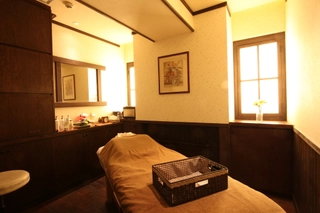 2階のエステルームにてリラクゼーションタイムを。