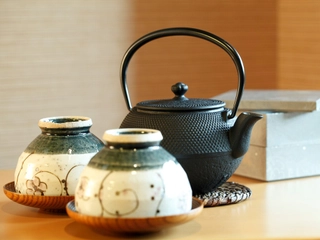 【備品】急須で緑茶をお楽しみください／Japanese tea set
