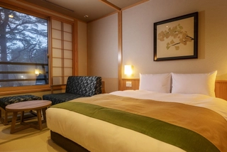 【湯の坐】≪和洋ダブル≫天然温泉檜内風呂〈1階〉