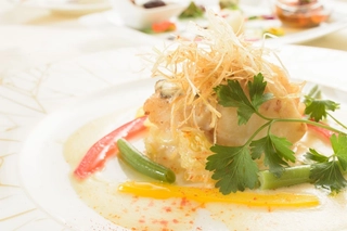 ■夕食■彩りある創作フレンチコースで見た目も味も愉しめます。(一例)