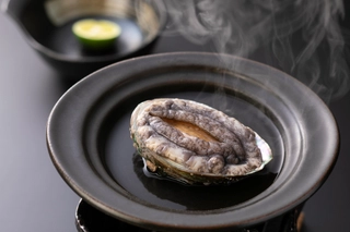 【追加一品料理】鮑の酒蒸し