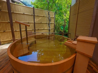 【無料貸切風呂】「月」開放感あふれる露天風呂