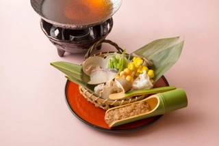 夕食:主肴 <br>※内容は月毎に替わります。