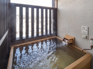 【客室】温泉がぬるくなったら、足し湯をご利用ください