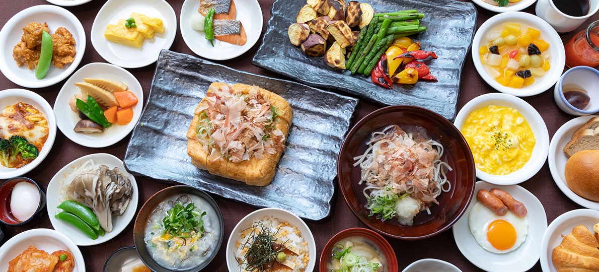 倉敷国際ホテル朝食付き宿泊券&ランチ券 2名様分 各種イベント