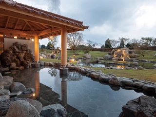 【女性露天風呂】