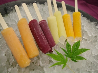 【10階/湯上り処 空】アイスキャンディーをご用意しております。お風呂上りにクールダウンを...