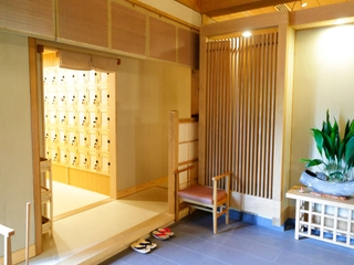 入口「下足処」