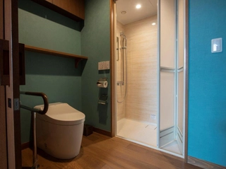 【客室/白雪姫】温泉露天風呂付トリプル ※フラットになっております。車椅子も楽々移動可能な大きな出入口仕様。