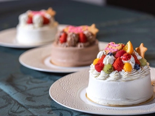 【サービス/有料】記念日やお祝いに。ケーキや花の追加注文も承っております(ご宿泊の3日前迄)