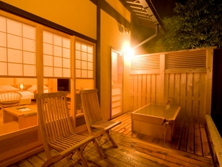 【露天風呂付客室:姫子松の抄】客室露天風呂は源泉かけ流し。自分だけの特別な時間を。