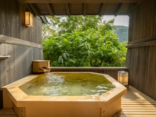 【1階/貸切風呂】《静-せい-》ひば風呂