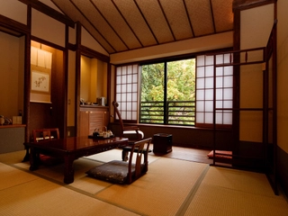 「旅籠 八幡野」和の落ち着いた客室