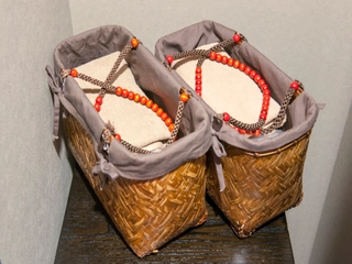 【大浴場・貸切風呂】お風呂をご利用の際は、お部屋のクローゼットにございます湯かごをお持ちください。