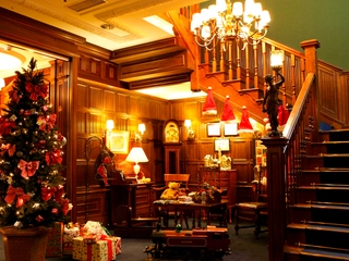 【施設】季節毎に楽しめる装飾も人気のフォトスポットです