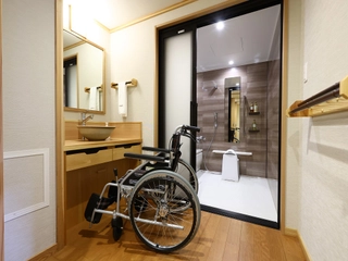 【ユニバーサルトリプル】洗面