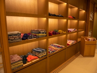 【浴衣処】お好きな色浴衣をお選び頂けます。