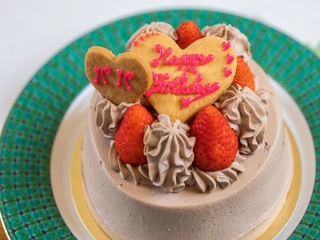 【別料金】チョコ生クリームケーキ（3日前までに要予約）／Chocolate cake with strawberry