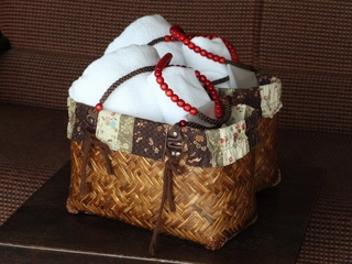 大浴場のお供には「湯かご」を。着替え等を入れてご利用下さい。